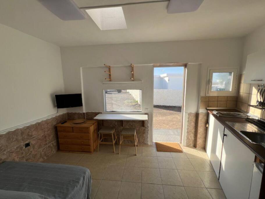Acogedor Apartamento En Famara Extérieur photo